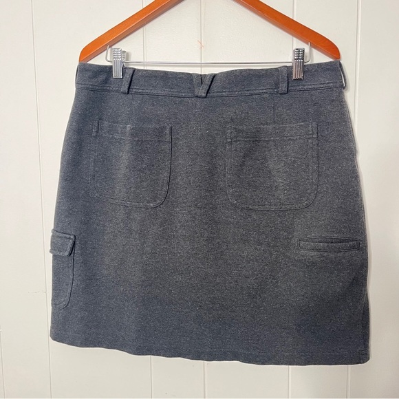Duluth Trading Co Knit Skort Cargo Pocket Casual Summer Dark Gray Women's 12 - Picture 2 of 8